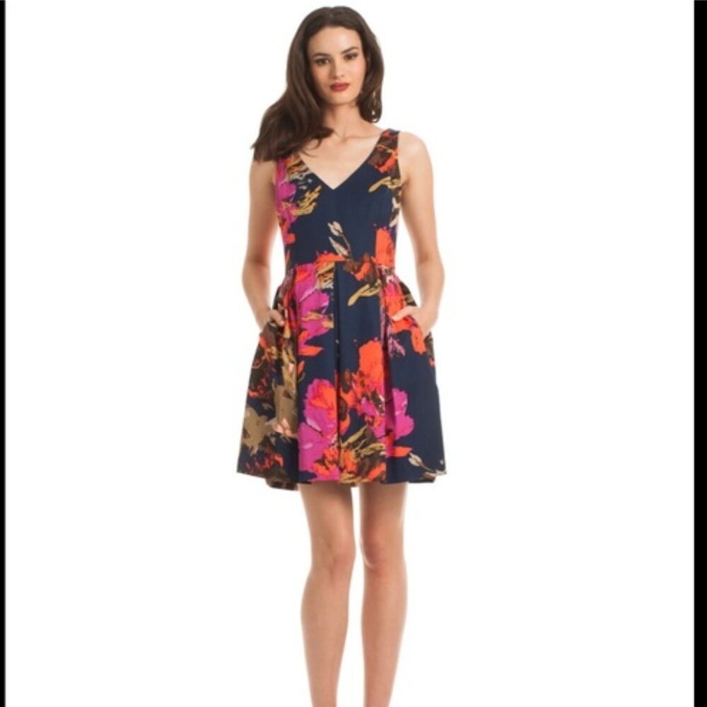 Trina Turk Hillary Fit & Flare Floral Dress Size 6 Navy & Pink - Picture 2 of 12